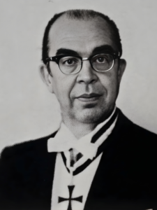 Homenagem a Francisco Carreiro da Costa | Legado Açoriano | Funerária Ferreira