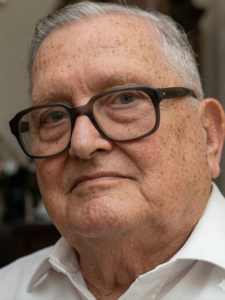 José de Almeida Pavão Júnior